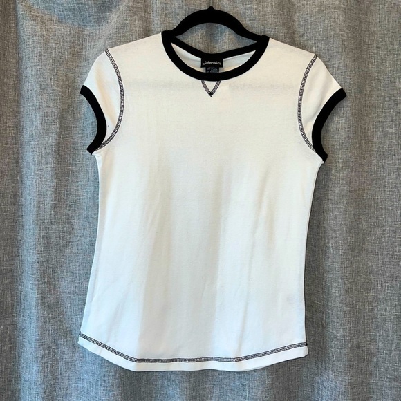 *Women’s St. John's Bay Tee Small NWT - Picture 1 of 4